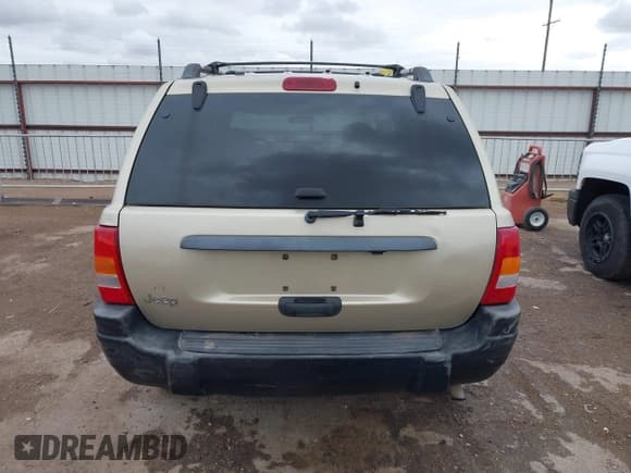 ✅ 2001 Jeep Grand Cherokee Laredo • VIN: 1J4GX48S61C623687 • Lot: 41957295. Wystawiony na IAAI z przebiegiem 247 284 mil. Bezpłatny archiwum sprzedaży aukcyjnych z USA i szczegółowy raport historii pojazdu na DreamBid. Zdjęcie 16.
