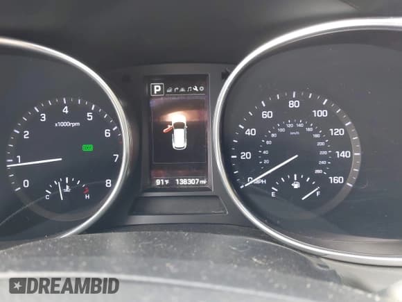 ✅ 2017 Hyundai Santa Fe Ultimate • VIN: 5XYZW4LA7HG399397 • Lot: 43350982. Wystawiony na IAAI z przebiegiem 138 307 mil. Bezpłatny archiwum sprzedaży aukcyjnych z USA i szczegółowy raport historii pojazdu na DreamBid. Zdjęcie 15.