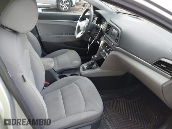 ✅ 2020 Hyundai Elantra SE • VIN: KMHD74LF5LU987613 • Лот: 43612260. Опубликован ранее на IAAI с пробегом 53 228 миль. Бесплатный доступ к архиву аукционных продаж из США и подробный отчёт об истории автомобиля на DreamBid. Изображение 5.