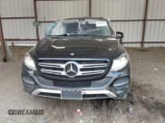 ✅ 2016 Mercedes-Benz GLE 350 • VIN: 4JGDA5JBXGA687645 • Lot: 42689924. Wystawiony na IAAI z przebiegiem 41 921 mil. Bezpłatny archiwum sprzedaży aukcyjnych z USA i szczegółowy raport historii pojazdu na DreamBid. Zdjęcie 12.