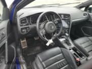 ✅ 2019 Volkswagen Golf R • VIN: WVWVA7AU4KW214373 • Lot: 50382845. Wystawiony na Copart z przebiegiem 74 812 mil. Bezpłatny archiwum sprzedaży aukcyjnych z USA i szczegółowy raport historii pojazdu na DreamBid. Zdjęcie 8.