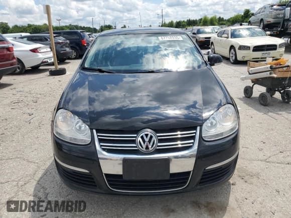 ✅ 2010 Volkswagen Jetta SE • VIN: 3VWRX7AJ3AM133656 • Lot: 67788935. Listed on Copart with 146,017 mi. Free auction sales archive from the USA and detailed vehicle history report at DreamBid. Image 5.