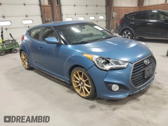 ✅ 2016 Hyundai Veloster Turbo Rally Edition • VIN: KMHTC6AE9GU261241 • Lot: 43283522. Wystawiony na IAAI z przebiegiem 143 991 mil. Bezpłatny archiwum sprzedaży aukcyjnych z USA i szczegółowy raport historii pojazdu na DreamBid. Zdjęcie 1.