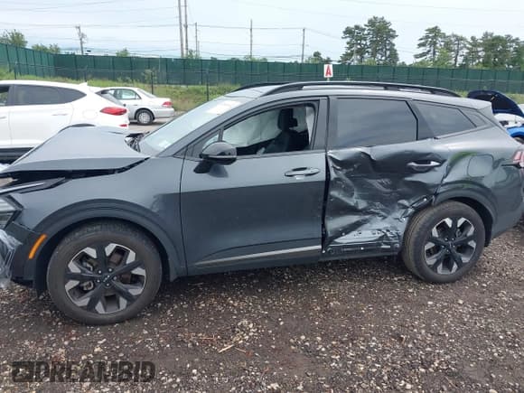 ✅ 2024 Kia Sportage X-Line • VIN: 5XYK6CDF6RG156865 • Lot: 42616643. Listed on IAAI with 15,807 mi. Free auction sales archive from the USA and detailed vehicle history report at DreamBid. Image 14.