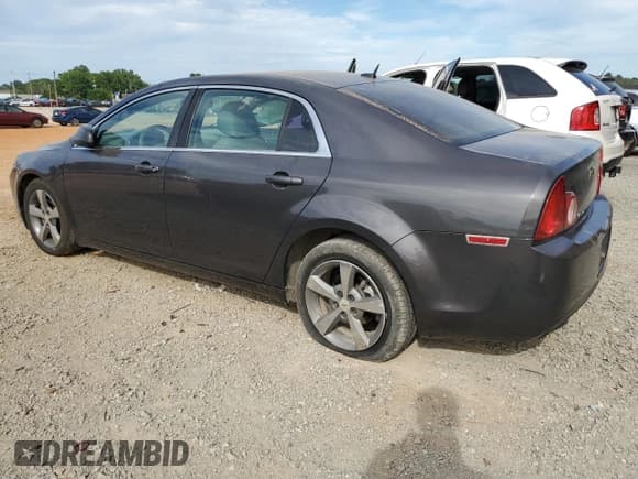✅ 2011 Chevrolet Malibu 1LS • VIN: 1G1ZB5E1XBF154076 • Lot: 70068744. Listed on Copart with 146,595 mi. Free auction sales archive from the USA and detailed vehicle history report at DreamBid. Image 2.