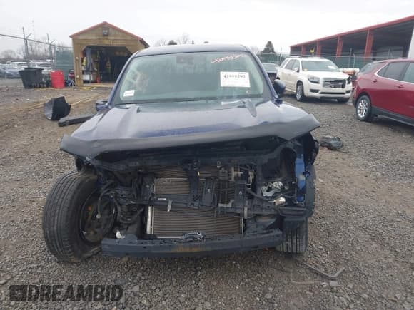 ✅ 2022 Nissan Frontier SV • VIN: 1N6ED1EJ9NN624730 • Lot: 42955292. Wystawiony na IAAI z przebiegiem 62 977 mil. Bezpłatny archiwum sprzedaży aukcyjnych z USA i szczegółowy raport historii pojazdu na DreamBid. Zdjęcie 13.