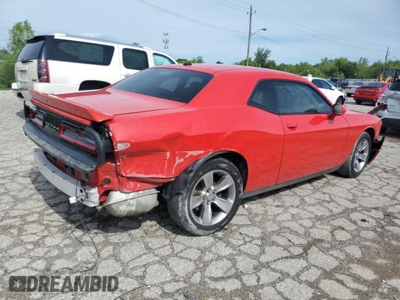 ✅ 2018 Dodge Challenger SXT • VIN: 2C3CDZAG4JH298295 • Lot: 63216974. Wystawiony na Copart z przebiegiem 90 598 mil. Bezpłatny archiwum sprzedaży aukcyjnych z USA i szczegółowy raport historii pojazdu na DreamBid. Zdjęcie 3.
