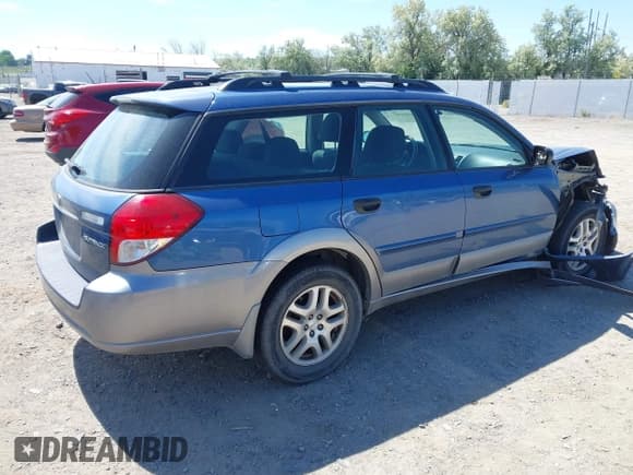 ✅ 2008 Subaru Outback i • VIN: 4S4BP61CX87337595 • Lot: 42419703. Wystawiony na IAAI z przebiegiem 180 662 mil. Bezpłatny archiwum sprzedaży aukcyjnych z USA i szczegółowy raport historii pojazdu na DreamBid. Zdjęcie 4.