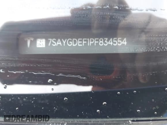 ✅ 2023 Tesla Model Y Performance • VIN: 7SAYGDEF1PF834554 • Lot: 43713737. Wystawiony na IAAI z przebiegiem 23 858 mil. Bezpłatny archiwum sprzedaży aukcyjnych z USA i szczegółowy raport historii pojazdu na DreamBid. Zdjęcie 9.