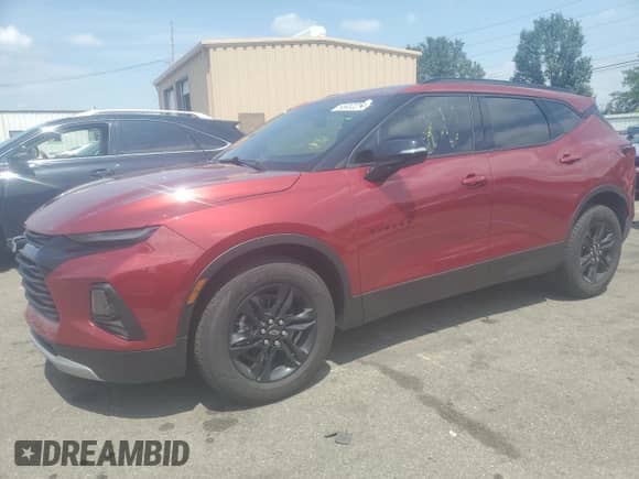 2021 Chevrolet Blazer LT z VIN 3GNKBHRS5MS522182, wystawiony jako Copart lot #65652224 z przebiegiem 47 436 mil mil oraz Szkoda całkowita • Salvage title. Historia ofert i sprzedaży dostępna na DreamBid. Obrazek 1.