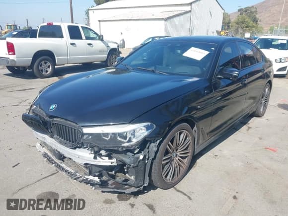 ✅ 2019 BMW 5 Series 540i • VIN: WBAJE5C58KWW28427 • Lot: 42853012. Listed on IAAI with 97,214 mi. Free auction sales archive from the USA and detailed vehicle history report at DreamBid. Image 2.