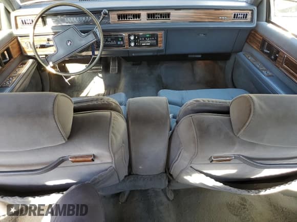 ✅ 1987 Buick Park Avenue • VIN: 1G4CW5133H1442922 • Лот: 75817444. Опубликован ранее на Copart с пробегом 95 455 миль. Бесплатный доступ к архиву аукционных продаж из США и подробный отчёт об истории автомобиля на DreamBid. Изображение 8.