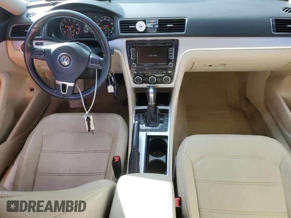 ✅ 2012 Volkswagen Passat SE • VIN: 1VWBP7A37CC106449 • Lot: 89516195. Listed on Copart with 141,044 mi. Free auction sales archive from the USA and detailed vehicle history report at DreamBid. Image 8.