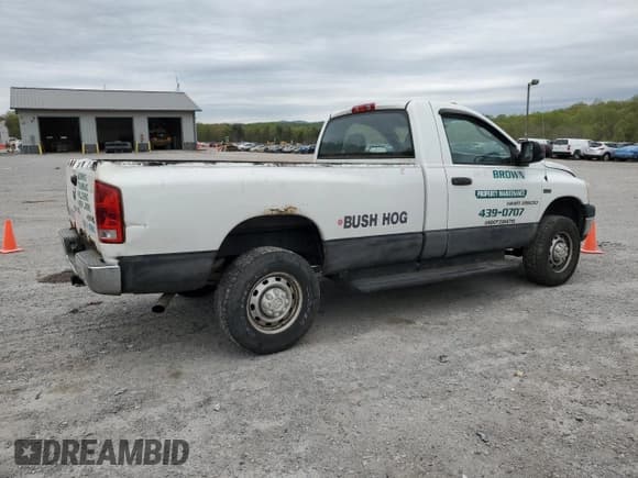 ✅ 2006 Dodge 2500 ST • VIN: 3D7KS26D16G202123 • Lot: 53137755. Wystawiony na Copart z przebiegiem 280 788 mil. Bezpłatny archiwum sprzedaży aukcyjnych z USA i szczegółowy raport historii pojazdu na DreamBid. Zdjęcie 3.