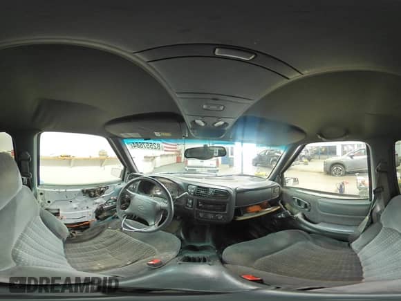 1998 Chevrolet Blazer LT с VIN 1GNDT13W4W2161227, выставлен на аукционе Copart как лот 82557684 с пробегом Не указан миль и Списание • Salvage title. История ставок и продаж доступна на DreamBid. Изображение 13.