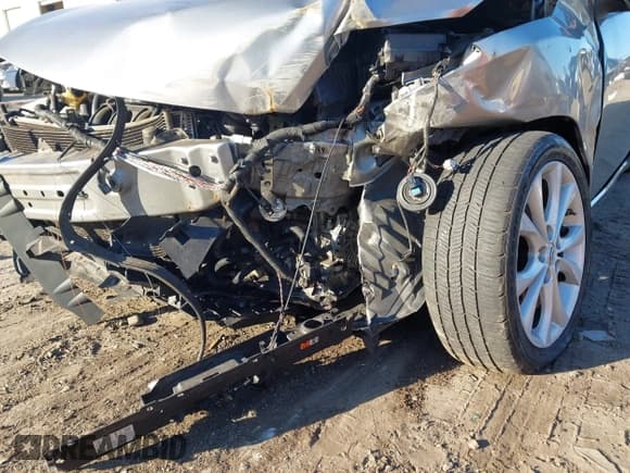 ✅ 2010 Mazda 3 S Sport • VIN: JM1BL1H54A1332895 • Лот: 43622820. Опубликован ранее на IAAI с пробегом 205 474 миль. Бесплатный доступ к архиву аукционных продаж из США и подробный отчёт об истории автомобиля на DreamBid. Изображение 17.