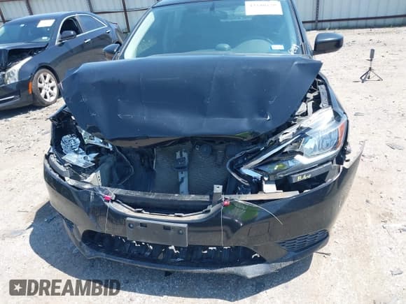 ✅ 2017 Nissan Sentra S • VIN: 3N1AB7AP0HY396289 • Lot: 43180120. Listed on IAAI with 61,606 mi. Free auction sales archive from the USA and detailed vehicle history report at DreamBid. Image 6.