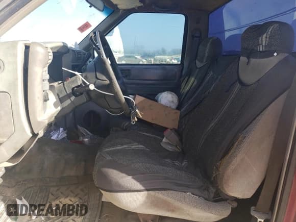 ✅ 1995 Chevrolet S-10 • VIN: 1GCCS1442S8188518 • Лот: 48073145. Опубликован ранее на Copart с пробегом 466 840 миль. Бесплатный доступ к архиву аукционных продаж из США и подробный отчёт об истории автомобиля на DreamBid. Изображение 7.