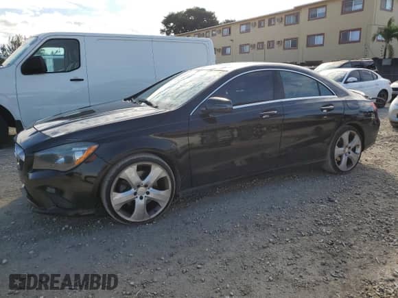 2015 Mercedes-Benz CLA 250 z VIN WDDSJ4EB0FN177527, wystawiony jako Copart lot #91251395 z przebiegiem 143 693 mil mil oraz Czysty tytuł • Clean title. Historia ofert i sprzedaży dostępna na DreamBid. Obrazek 1.