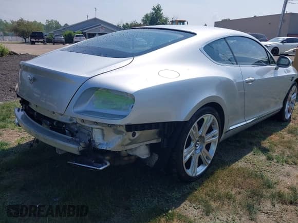 ✅ 2016 Bentley Continental GT • VIN: SCBFU7ZA8GC057190 • Lot: 42757257. Listed on IAAI with 60,413 mi. Free auction sales archive from the USA and detailed vehicle history report at DreamBid. Image 4.