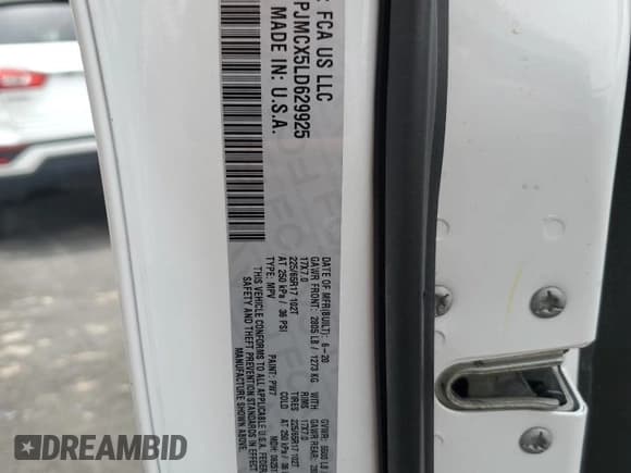 ✅ 2020 Jeep Cherokee Latitude • VIN: 1C4PJMCX5LD629925 • Lot: 67089265. Listed on Copart with 52,875 mi. Free auction sales archive from the USA and detailed vehicle history report at DreamBid. Image 12.