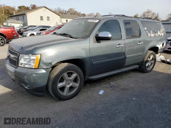 ✅ 2008 Chevrolet Suburban LTZ • VIN: 1GNFK16378J124422 • Lot: 78128294. Wystawiony na Copart z przebiegiem 267 355 mil. Bezpłatny archiwum sprzedaży aukcyjnych z USA i szczegółowy raport historii pojazdu na DreamBid. Zdjęcie 1.