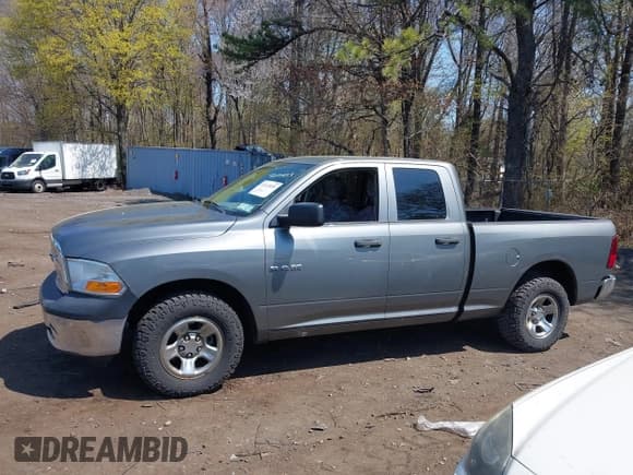 ✅ 2010 Dodge 1500 SLT • VIN: 1D7RV1GPXAS231999 • Lot: 42115453. Wystawiony na IAAI z przebiegiem 105 099 mil. Bezpłatny archiwum sprzedaży aukcyjnych z USA i szczegółowy raport historii pojazdu na DreamBid. Zdjęcie 14.