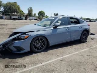 ✅ 2024 Honda Civic Sport Touring • VIN: 19XFL1G82RE030821 • Lot: 61604055. Listed on Copart with 4,977 mi. Free auction sales archive from the USA and detailed vehicle history report at DreamBid. Image 1.