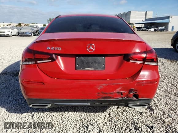 ✅ 2019 Mercedes-Benz A 220 • VIN: WDD3G4EBXKW020739 • Лот: 79150923. Опубликован ранее на Copart с пробегом 48 324 миль. Бесплатный доступ к архиву аукционных продаж из США и подробный отчёт об истории автомобиля на DreamBid. Изображение 6.