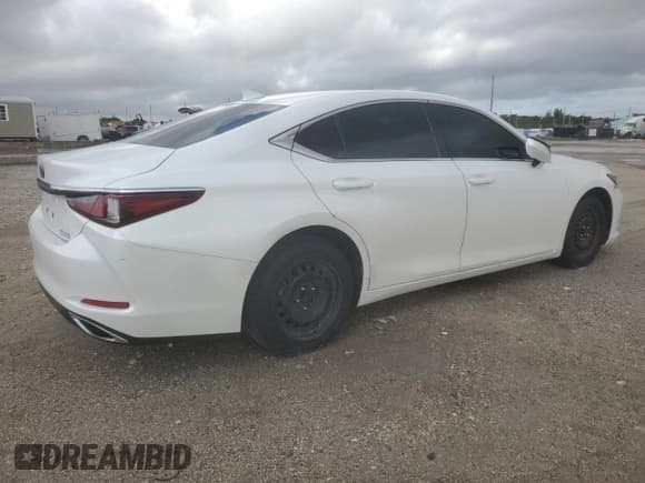 ✅ 2019 Lexus ES 350 • VIN: 58ABZ1B17KU004931 • Lot: 89677075. Listed on Copart with 97,108 mi. Free auction sales archive from the USA and detailed vehicle history report at DreamBid. Image 3.