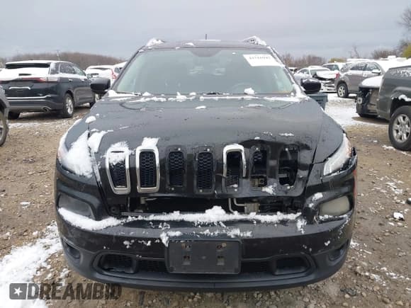 ✅ 2015 Jeep Cherokee Latitude • VIN: 1C4PJMCS3FW668154 • Lot: 43716947. Wystawiony na IAAI z przebiegiem 330 972 mil. Bezpłatny archiwum sprzedaży aukcyjnych z USA i szczegółowy raport historii pojazdu na DreamBid. Zdjęcie 12.
