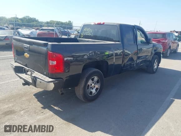 ✅ 2012 Chevrolet Silverado 1500 LT • VIN: 1GCRCSE02CZ230870 • Lot: 43443438. Listed on IAAI with 207,909 mi. Free auction sales archive from the USA and detailed vehicle history report at DreamBid. Image 4.