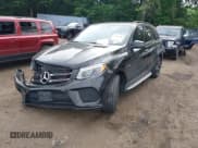 ✅ 2017 Mercedes-Benz GLE 43 AMG • VIN: 4JGDA6EB6HA959190 • Lot: 42463806. Wystawiony na IAAI z przebiegiem 106 420 mil. Bezpłatny archiwum sprzedaży aukcyjnych z USA i szczegółowy raport historii pojazdu na DreamBid. Zdjęcie 2.