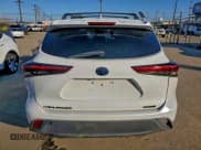 ✅ 2023 Toyota Highlander Hybrid LE • VIN: 5TDZARAHXPS521120 • Лот: 95034905. Опубликован ранее на Copart с пробегом 86 264 миль. Бесплатный доступ к архиву аукционных продаж из США и подробный отчёт об истории автомобиля на DreamBid. Изображение 6.