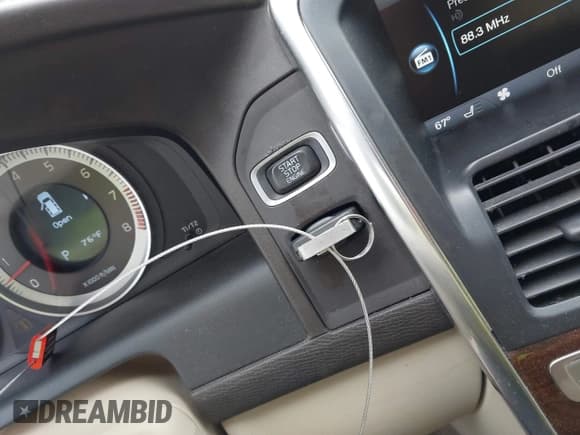 ✅ 2012 Volvo XC60 3.2L • VIN: YV4952DL1C2346850 • Lot: 42209848. Listed on IAAI with 243,570 mi. Free auction sales archive from the USA and detailed vehicle history report at DreamBid. Image 11.