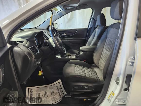 ✅ 2023 Chevrolet Equinox LT • VIN: 3GNAXJEG8PL127692 • Lot: 43822950. Listed on IAAI with 101,695 mi. Free auction sales archive from the USA and detailed vehicle history report at DreamBid. Image 28.