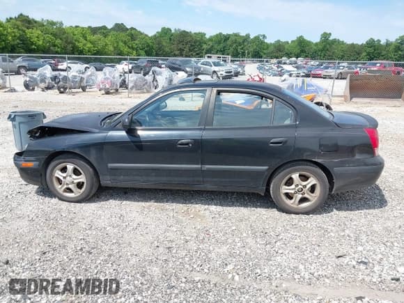 ✅ 2005 Hyundai Elantra GLS • VIN: KMHDN46D05U116895 • Lot: 42345616. Wystawiony na IAAI z przebiegiem 292 340 mil. Bezpłatny archiwum sprzedaży aukcyjnych z USA i szczegółowy raport historii pojazdu na DreamBid. Zdjęcie 14.