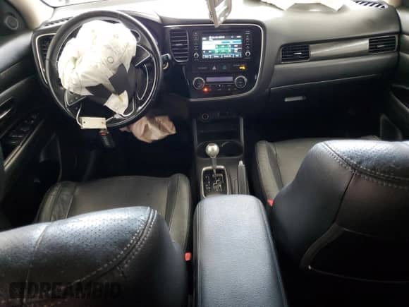 2016 Mitsubishi Outlander SE с VIN JA4AD3A31GZ047606, выставлен на аукционе Copart как лот 82142325 с пробегом 181 544 миль миль и Списание • Salvage title. История ставок и продаж доступна на DreamBid. Изображение 8.