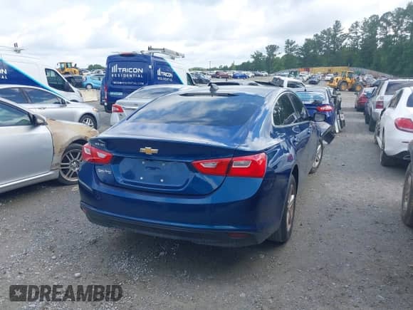 2019 Chevrolet Malibu LS with VIN 1G1ZC5ST1KF186353, listed as a IAAI auction lot 42524890 with 201,402 mi miles and . Bid and sale history available at DreamBid. Image 4.