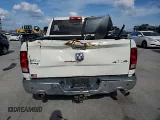 ✅ 2009 Dodge 1500 Laramie • VIN: 1D3HV13T79S702521 • Лот: 42416424. Размещён на Copart с пробегом 255 514 миль миль. Получите бесплатный доступ к архиву аукционных продаж из США и посмотрите подробный отчёт об истории автомобиля на DreamBid. Изображение 6.