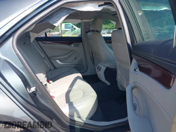 ✅ 2011 Cadillac CTS Premium • VIN: 1G6DS5EDXB0141278 • Лот: 42916147. Опубликован ранее на IAAI с пробегом 64 189 миль. Бесплатный доступ к архиву аукционных продаж из США и подробный отчёт об истории автомобиля на DreamBid. Изображение 8.