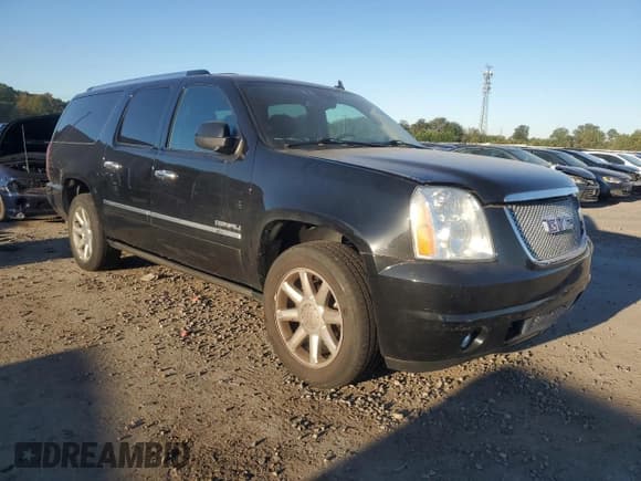 ✅ 2013 GMC Yukon XL Denali • VIN: 1GKS2MEF0DR236399 • Lot: 85902805. Listed on Copart with 134,000 mi. Free auction sales archive from the USA and detailed vehicle history report at DreamBid. Image 4.