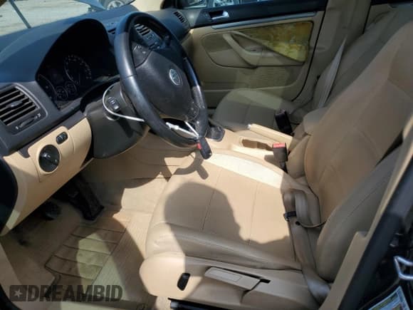 ✅ 2006 Volkswagen Jetta Edition • VIN: 3VWCT71K66M854099 • Lot: 66008065. Listed on Copart with 239,559 mi. Free auction sales archive from the USA and detailed vehicle history report at DreamBid. Image 7.