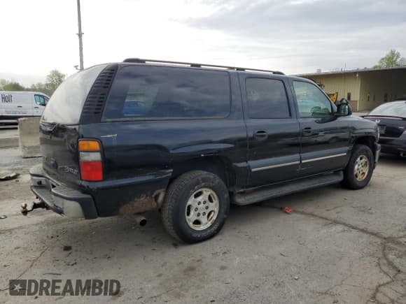 ✅ 2004 Chevrolet Suburban LT • VIN: 1GNFK16T54J101330 • Лот: 55530315. Опубликован ранее на Copart с пробегом 164 755 миль. Бесплатный доступ к архиву аукционных продаж из США и подробный отчёт об истории автомобиля на DreamBid. Изображение 3.