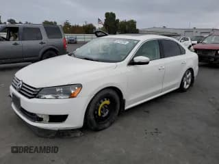 ✅ 2013 Volkswagen Passat SE • VIN: 1VWBP7A35DC131917 • Lot: 92132295. Listed on Copart with 67,071 mi. Free auction sales archive from the USA and detailed vehicle history report at DreamBid. Image 1.