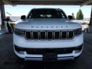 ✅ 2025 Jeep Wagoneer Series II • VIN: 1C4SJSBP6SS515135 • Lot: 61933005. Listed on Copart with 1,941 mi. Free auction sales archive from the USA and detailed vehicle history report at DreamBid. Image 5.