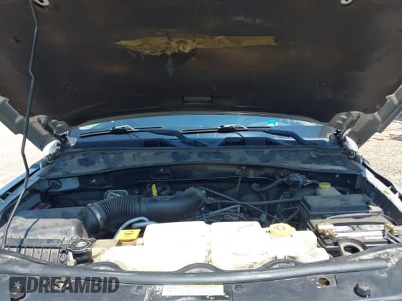 ✅ 2009 Jeep Liberty Sport • VIN: 1J8GN28K49W536468 • Lot: 42962656. Wystawiony na IAAI z przebiegiem 167 403 mil. Bezpłatny archiwum sprzedaży aukcyjnych z USA i szczegółowy raport historii pojazdu na DreamBid. Zdjęcie 10.