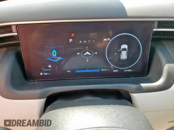 2024 Hyundai Tucson Limited with VIN 5NMJE3DE9RH371832, listed as a Copart auction lot 82075595 with 41,709 mi miles and Salvage title. Bid and sale history available at DreamBid. Image 9.