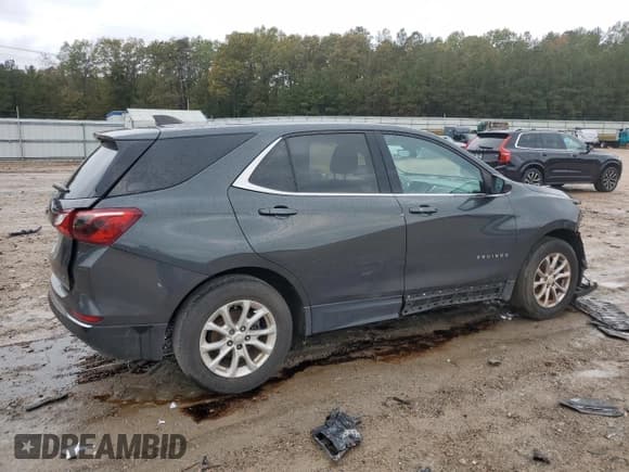 ✅ 2020 Chevrolet Equinox LT • VIN: 3GNAXKEV9LS533128 • Лот: 90672085. Опубликован ранее на Copart с пробегом 161 939 миль. Бесплатный доступ к архиву аукционных продаж из США и подробный отчёт об истории автомобиля на DreamBid. Изображение 3.