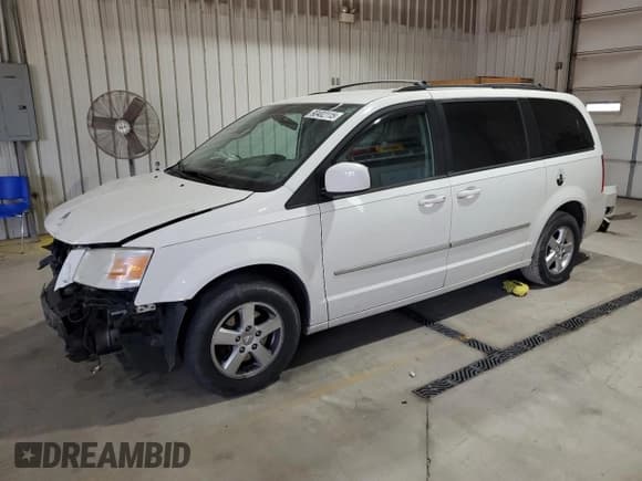 ✅ 2010 Dodge Grand Caravan SXT • VIN: 2D4RN5D11AR211579 • Лот: 90402115. Опубликован ранее на Copart с пробегом 194 474 миль. Бесплатный доступ к архиву аукционных продаж из США и подробный отчёт об истории автомобиля на DreamBid. Изображение 1.